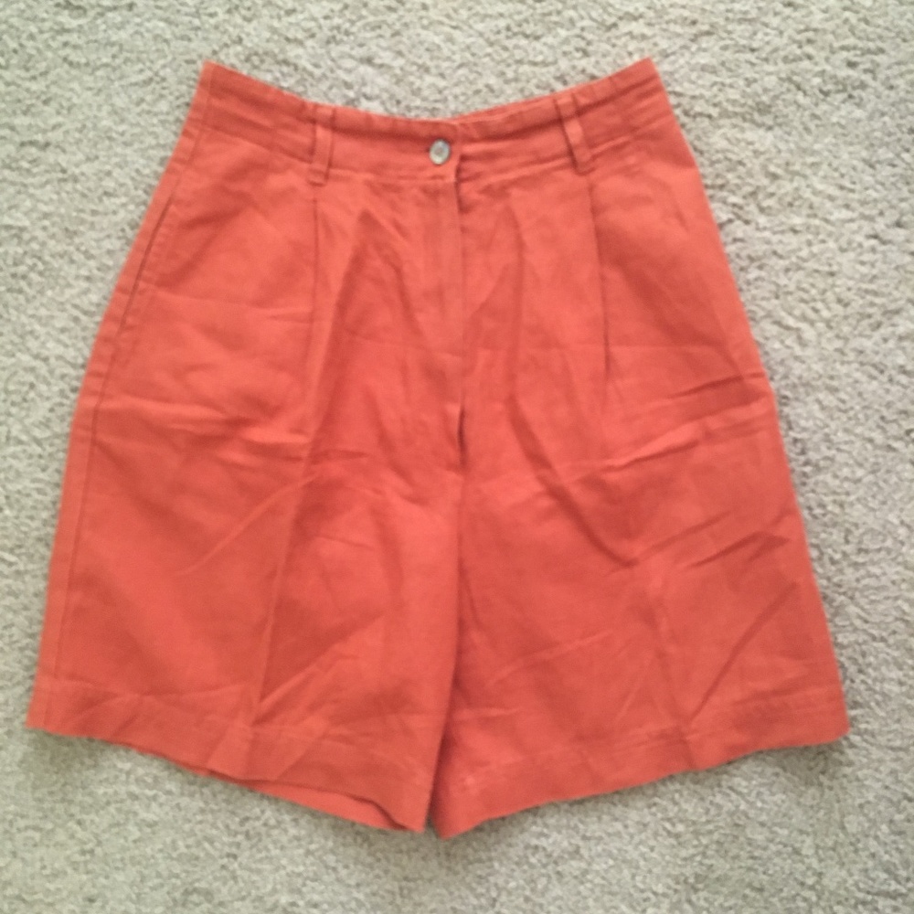 Linen high waisted shorts